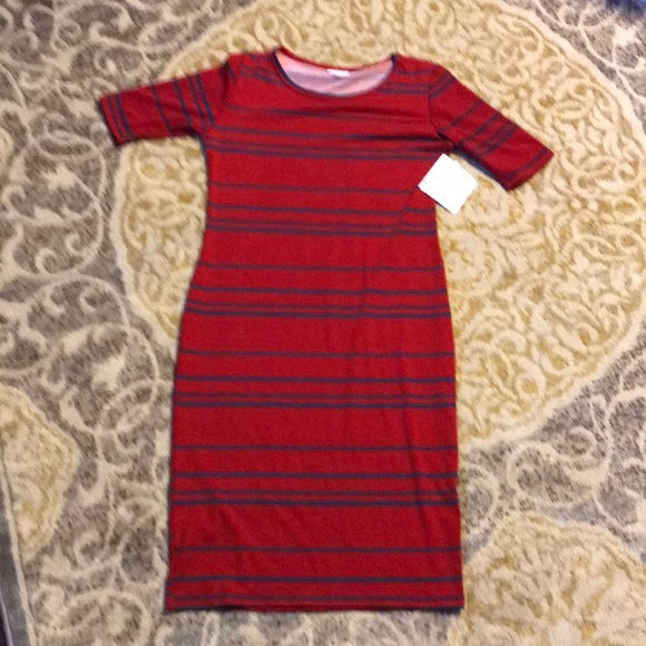 LuLaRoe Dresses & Skirts - LuLaRoe Julia size medium, brand new